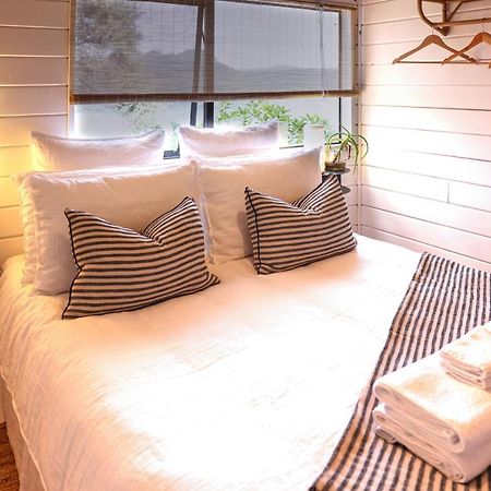 Boho Hill Apartment - Great Barrier Island Escape Okiwi المظهر الخارجي الصورة