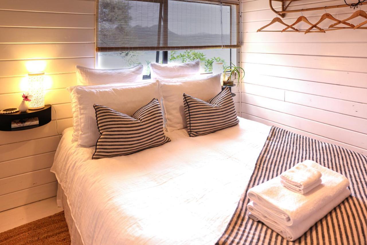 Boho Hill Apartment - Great Barrier Island Escape Okiwi المظهر الخارجي الصورة